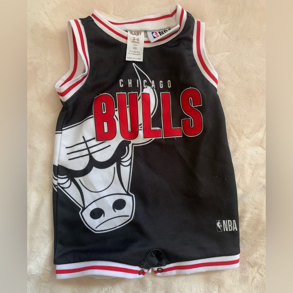 🔆 3 for $15 🔆 Cotton On Chicago Red Bulls Baby Romper